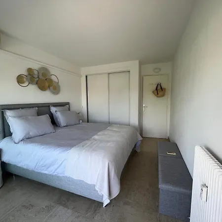 B049-appartement Lumineux A Deux Pas De La Croisette